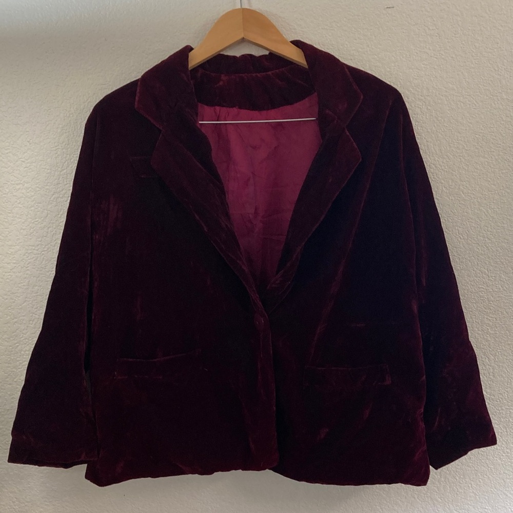 Vtg Velvet Blazer Burgundy dark Cherry shoulder pads fall trend whimsigoth y2k